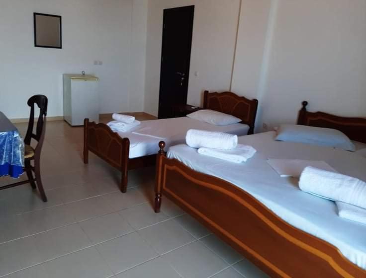 Hotel Bella vista Himare Esterno foto