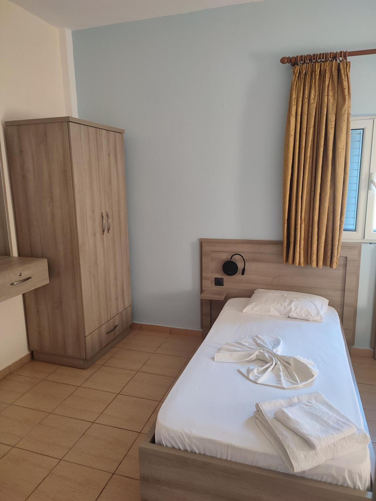 Hotel Bella vista Himare Esterno foto