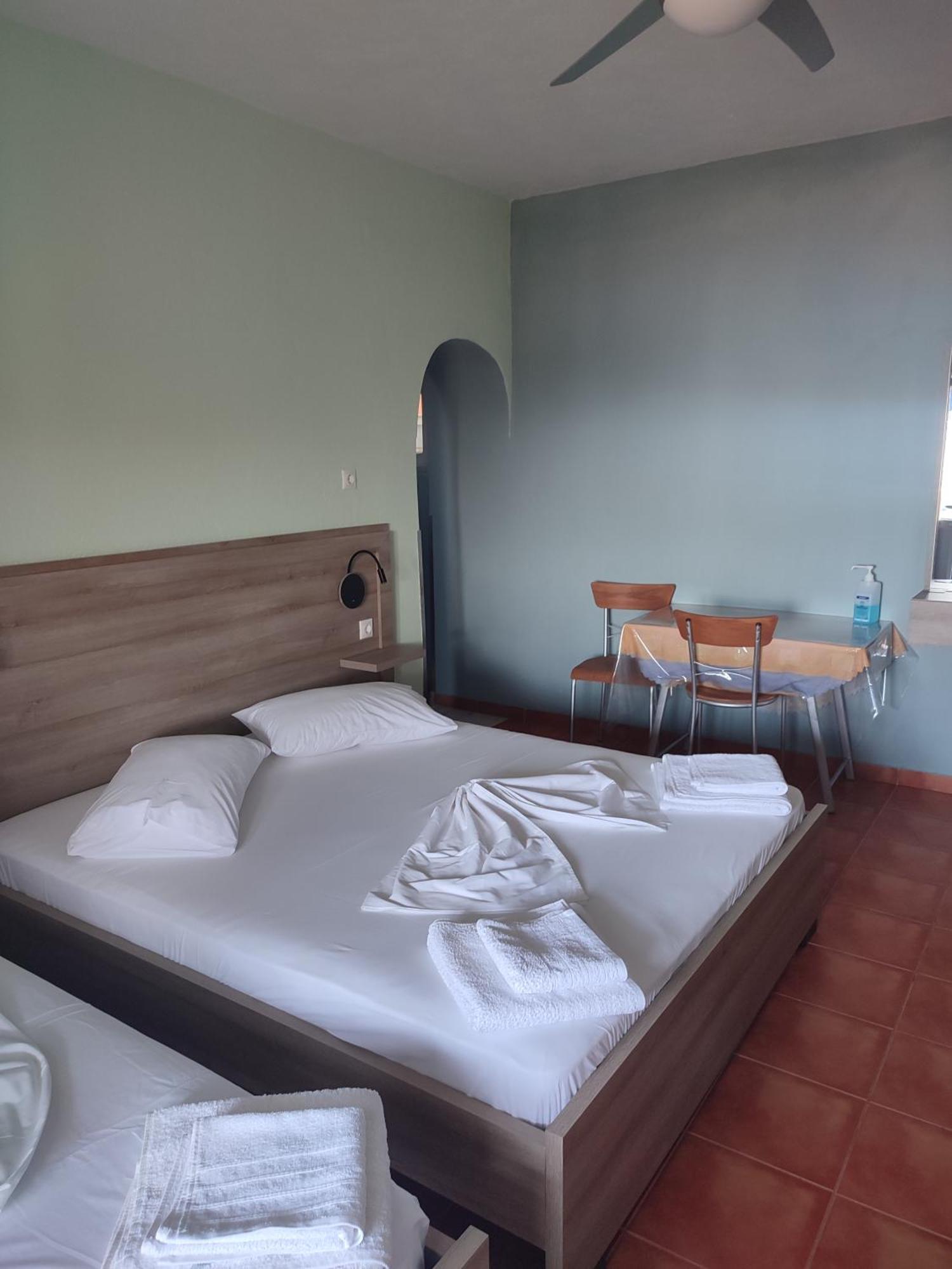 Hotel Bella vista Himare Esterno foto