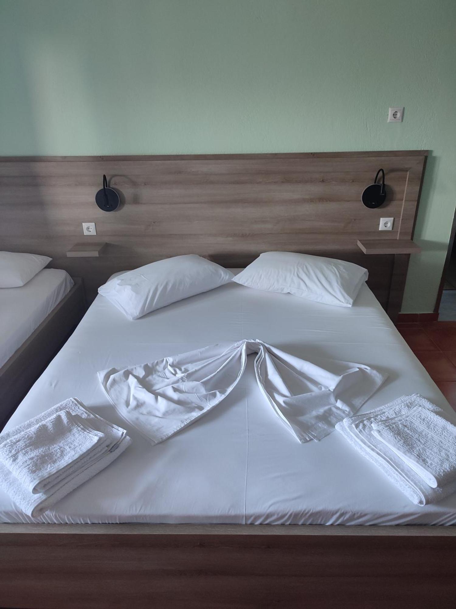 Hotel Bella vista Himare Esterno foto